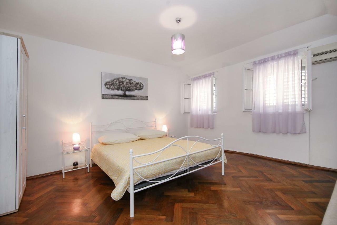 Apartment Mango Split Luaran gambar